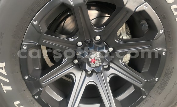 Sayi Na hannu Toyota Hilux Silver Mota in Butha–Buthe a Thaba-Tseka Sayi Na hannu Toyota Hilux Silver Mota in Butha–Buthe a Thaba-Tseka