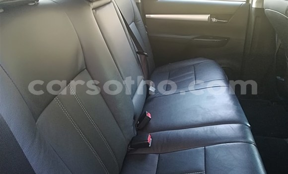 Sayi Na hannu Toyota Hilux Silver Mota in Butha–Buthe a Thaba-Tseka Sayi Na hannu Toyota Hilux Silver Mota in Butha–Buthe a Thaba-Tseka