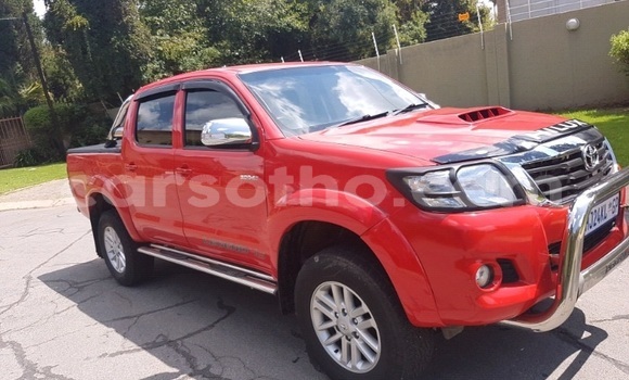 Acheter Occasion Voiture Toyota Hilux Rouge à Butha–Buthe, Thaba-Tseka Acheter Occasion Voiture Toyota Hilux Rouge à Butha–Buthe, Thaba-Tseka
