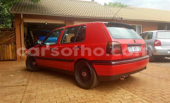Acheter Occasion Voiture Volkswagen Golf Rouge à Butha–Buthe, Thaba-Tseka Acheter Occasion Voiture Volkswagen Golf Rouge à Butha–Buthe, Thaba-Tseka