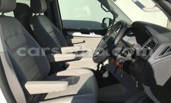 Acheter Occasion Voiture Volkswagen Caravelle Autre à Butha–Buthe, Thaba-Tseka Acheter Occasion Voiture Volkswagen Caravelle Autre à Butha–Buthe, Thaba-Tseka