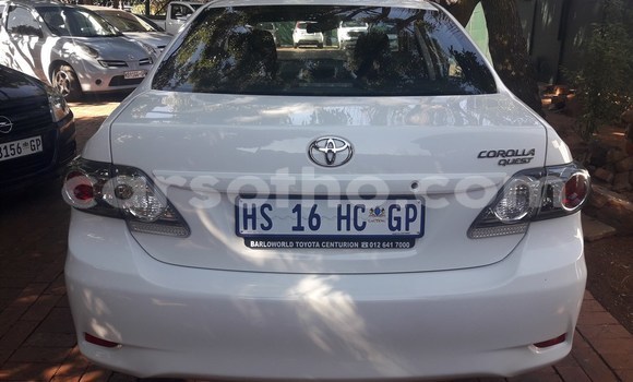 Sayi Na hannu Toyota Corolla White Mota in Butha–Buthe a Thaba-Tseka Sayi Na hannu Toyota Corolla White Mota in Butha–Buthe a Thaba-Tseka