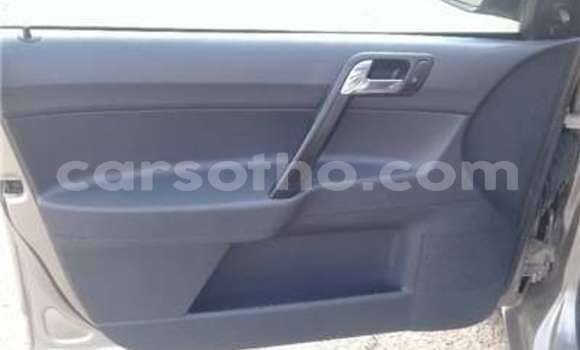 اشتري مستعمل Volkswagen Polo Brown سيارة في Butha Buthe في Butha-Buthe اشتري مستعمل Volkswagen Polo Brown سيارة في Butha Buthe في Butha-Buthe