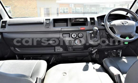 Acheter Occasion Voiture Toyota Hiace Blanc à Butha–Buthe, Thaba-Tseka Acheter Occasion Voiture Toyota Hiace Blanc à Butha–Buthe, Thaba-Tseka