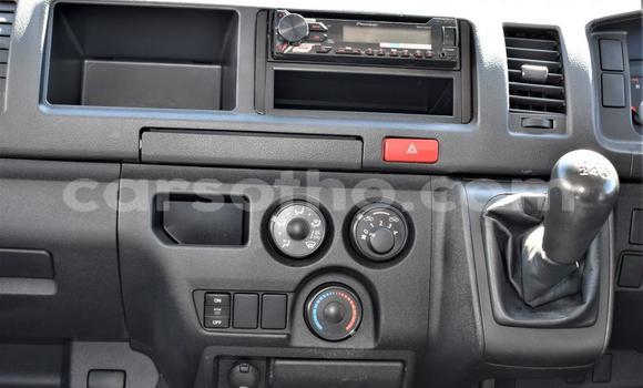 Acheter Occasion Voiture Toyota Hiace Blanc à Butha–Buthe, Thaba-Tseka Acheter Occasion Voiture Toyota Hiace Blanc à Butha–Buthe, Thaba-Tseka