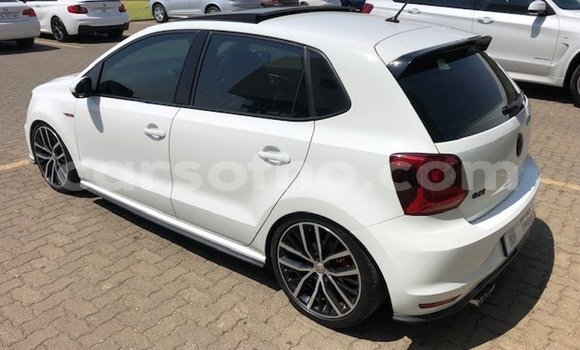 اشتري مستعمل Volkswagen Polo GTI Green سيارة في Maseru في Maseru اشتري مستعمل Volkswagen Polo GTI Green سيارة في Maseru في Maseru
