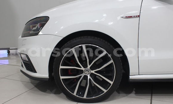 Buy Used Volkswagen Polo Green Car in Maputsoa in Leribe Buy Used Volkswagen Polo Green Car in Maputsoa in Leribe