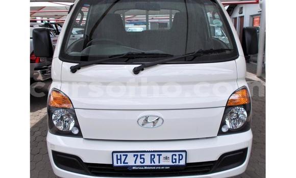 اشتري مستعمل Hyundai H1 White سيارة في Butha–Buthe في Thaba-Tseka اشتري مستعمل Hyundai H1 White سيارة في Butha–Buthe في Thaba-Tseka