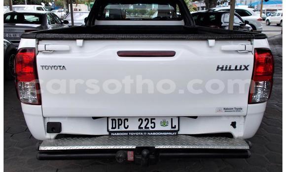 Buy Used Toyota Hilux White Car in Butha–Buthe in Thaba-Tseka Buy Used Toyota Hilux White Car in Butha–Buthe in Thaba-Tseka