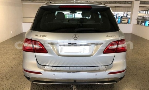 Buy Used Mercedes-Benz M–Class Red Car in Mohale's Hoek in Mohale's Hoek Buy Used Mercedes-Benz M–Class Red Car in Mohale's Hoek in Mohale's Hoek