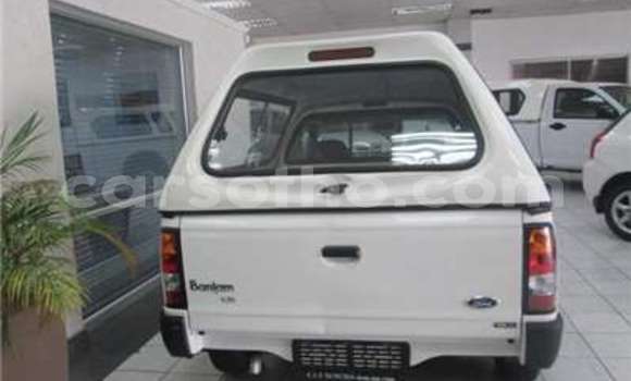 اشتري مستعمل Ford Club Wagon White سيارة في Butha Buthe في Butha-Buthe اشتري مستعمل Ford Club Wagon White سيارة في Butha Buthe في Butha-Buthe