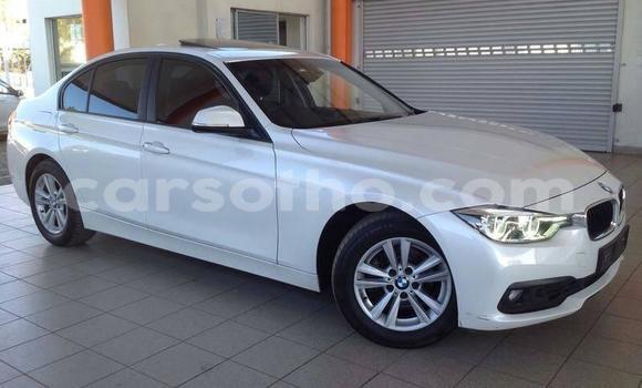 Sayi Na hannu BMW 3–Series White Mota in Maseru a Maseru Sayi Na hannu BMW 3–Series White Mota in Maseru a Maseru