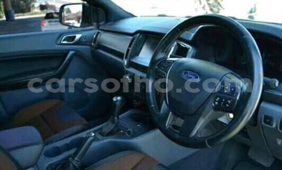 Sayi Na hannu Ford Ranger White Mota in Maseru a Maseru Sayi Na hannu Ford Ranger White Mota in Maseru a Maseru