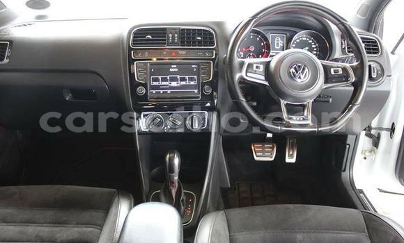 Sayi Na hannu Volkswagen Polo GTI White Mota in Maseru a Maseru Sayi Na hannu Volkswagen Polo GTI White Mota in Maseru a Maseru