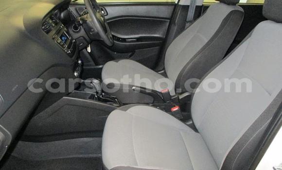 Buy Used Hyundai i20 White Car in Maseru in Maseru Buy Used Hyundai i20 White Car in Maseru in Maseru
