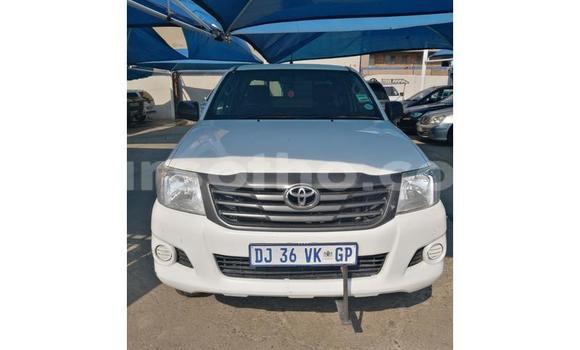 Buy Used Toyota Hilux White Car in Maseru in Maseru Buy Used Toyota Hilux White Car in Maseru in Maseru