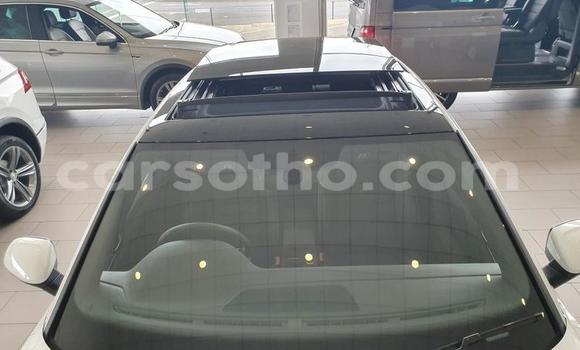 Sayi Na hannu Volkswagen Arteon White Mota in Butha Buthe a Butha-Buthe Sayi Na hannu Volkswagen Arteon White Mota in Butha Buthe a Butha-Buthe