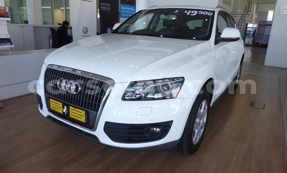 Acheter Occasion Voiture Audi Q5 Blanc à Butha Buthe, Butha-Buthe Acheter Occasion Voiture Audi Q5 Blanc à Butha Buthe, Butha-Buthe