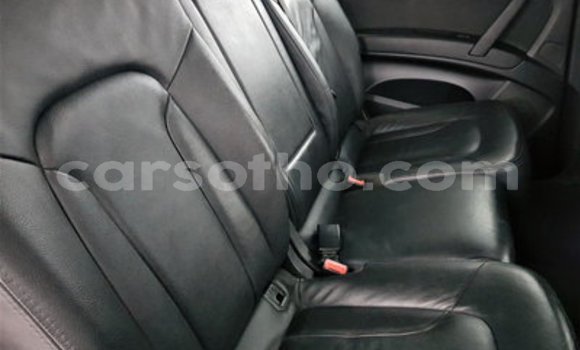 Sayi Imported Audi Q7 Silver Mota in Maseru a Maseru Sayi Imported Audi Q7 Silver Mota in Maseru a Maseru