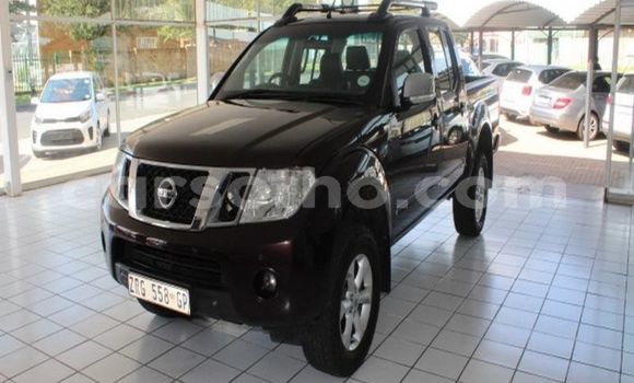 Sayi Na hannu Nissan Navara Beige Mota in Maseru a Maseru Sayi Na hannu Nissan Navara Beige Mota in Maseru a Maseru