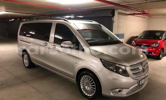 Sayi Na hannu Mercedes-Benz Vito Silver Mota in Mafeteng a Mafeteng Sayi Na hannu Mercedes-Benz Vito Silver Mota in Mafeteng a Mafeteng