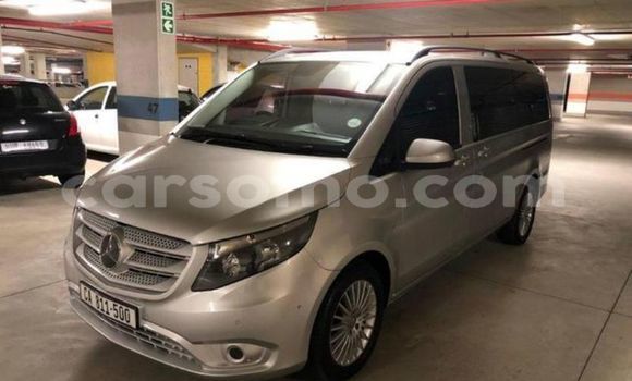 Sayi Na hannu Mercedes-Benz Vito Silver Mota in Mafeteng a Mafeteng Sayi Na hannu Mercedes-Benz Vito Silver Mota in Mafeteng a Mafeteng