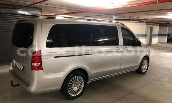 Sayi Na hannu Mercedes-Benz Vito Silver Mota in Mafeteng a Mafeteng Sayi Na hannu Mercedes-Benz Vito Silver Mota in Mafeteng a Mafeteng