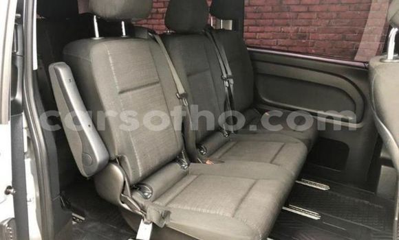 Sayi Na hannu Mercedes-Benz Vito Silver Mota in Mafeteng a Mafeteng Sayi Na hannu Mercedes-Benz Vito Silver Mota in Mafeteng a Mafeteng