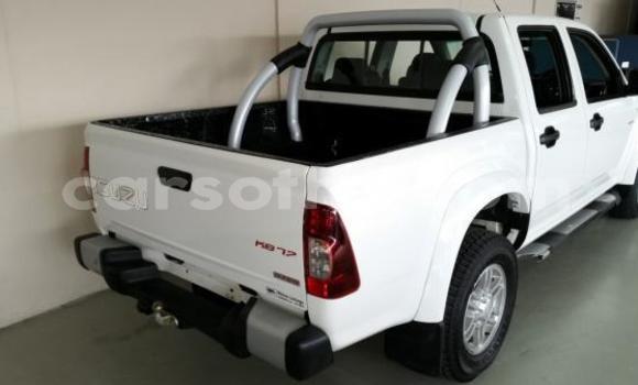 اشتري مستعمل Isuzu KB Green سيارة في Maseru في Maseru اشتري مستعمل Isuzu KB Green سيارة في Maseru في Maseru