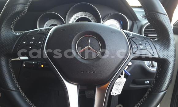 Sayi Na hannu Mercedes-Benz C–Class White Mota in Maseru a Maseru Sayi Na hannu Mercedes-Benz C–Class White Mota in Maseru a Maseru