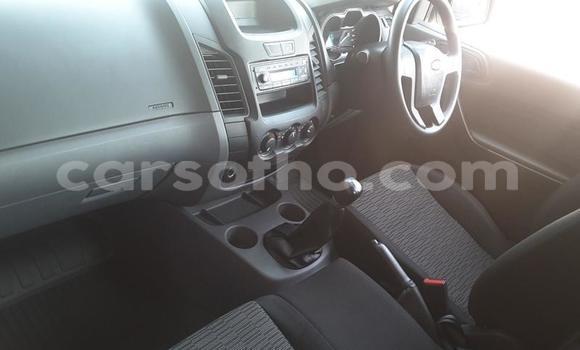 Acheter Occasion Voiture Ford Ranger Blanc à Thaba–Tseka, Mafeteng Acheter Occasion Voiture Ford Ranger Blanc à Thaba–Tseka, Mafeteng