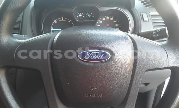 Acheter Occasion Voiture Ford Ranger Blanc à Thaba–Tseka, Mafeteng Acheter Occasion Voiture Ford Ranger Blanc à Thaba–Tseka, Mafeteng