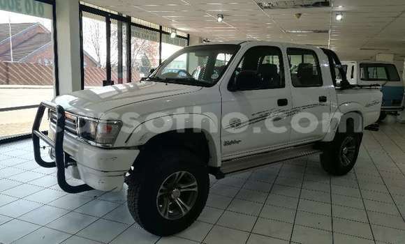 Buy Used Toyota Hilux Green Car in Maseru in Maseru Buy Used Toyota Hilux Green Car in Maseru in Maseru