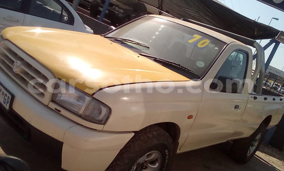 اشتري مستعمل Mazda BT-50 Green سيارة في Maputsoe في Leribe اشتري مستعمل Mazda BT-50 Green سيارة في Maputsoe في Leribe