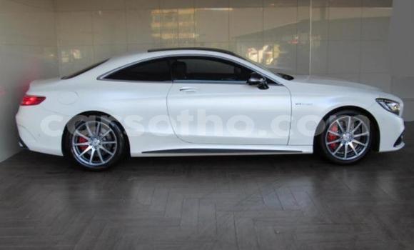 Acheter Occasion Voiture Mercedes-Benz S-klasse AMG Blanc à Butha Buthe, Butha-Buthe Acheter Occasion Voiture Mercedes-Benz S-klasse AMG Blanc à Butha Buthe, Butha-Buthe