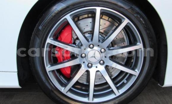Acheter Occasion Voiture Mercedes-Benz S-klasse AMG Blanc à Butha Buthe, Butha-Buthe Acheter Occasion Voiture Mercedes-Benz S-klasse AMG Blanc à Butha Buthe, Butha-Buthe