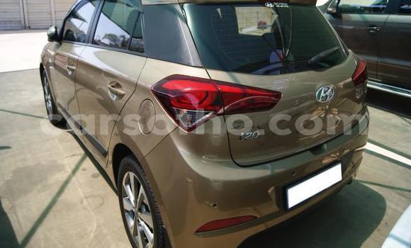 Sayi Na hannu Hyundai i20 Brown Mota in Maseru a Maseru Sayi Na hannu Hyundai i20 Brown Mota in Maseru a Maseru