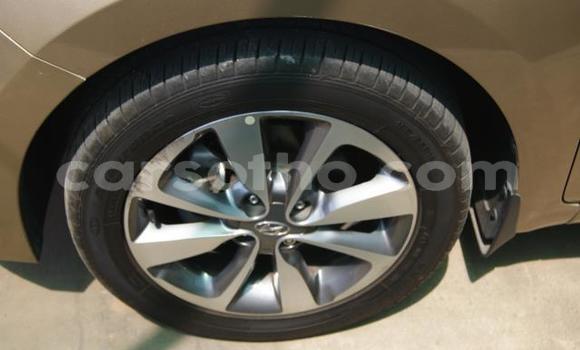 Sayi Na hannu Hyundai i20 Brown Mota in Maseru a Maseru Sayi Na hannu Hyundai i20 Brown Mota in Maseru a Maseru