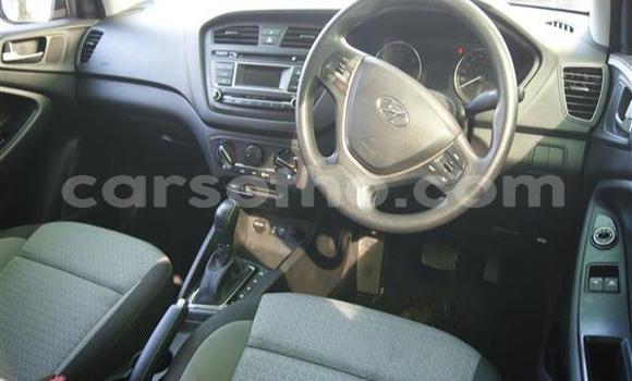 Sayi Na hannu Hyundai i20 Brown Mota in Maseru a Maseru Sayi Na hannu Hyundai i20 Brown Mota in Maseru a Maseru