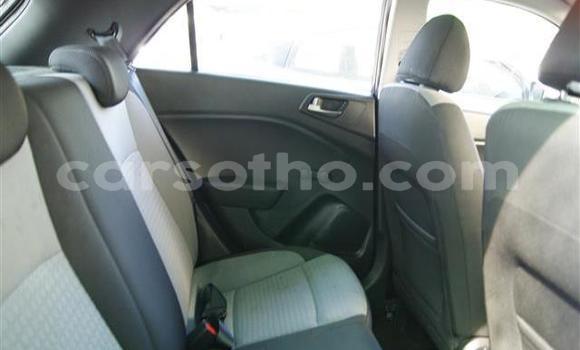 Sayi Na hannu Hyundai i20 Brown Mota in Maseru a Maseru Sayi Na hannu Hyundai i20 Brown Mota in Maseru a Maseru