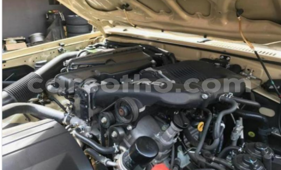 Acheter Occasion Voiture Toyota Land Cruiser Beige à Butha–Buthe, Thaba-Tseka Acheter Occasion Voiture Toyota Land Cruiser Beige à Butha–Buthe, Thaba-Tseka