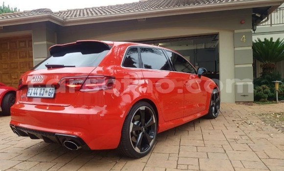 اشتري مستعمل Audi RS3 Red سيارة في Hlotse في Leribe اشتري مستعمل Audi RS3 Red سيارة في Hlotse في Leribe