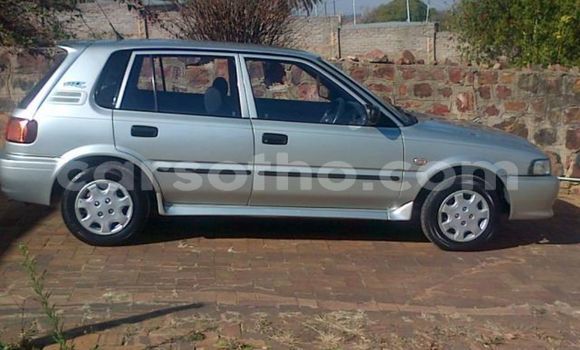 Sayi Na hannu Toyota Corolla Silver Mota in Maseru a Maseru Sayi Na hannu Toyota Corolla Silver Mota in Maseru a Maseru