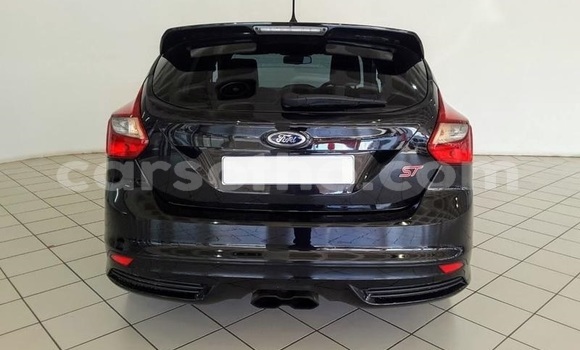 اشتري مستعمل Ford Focus ST Black سيارة في Maseru في Maseru اشتري مستعمل Ford Focus ST Black سيارة في Maseru في Maseru