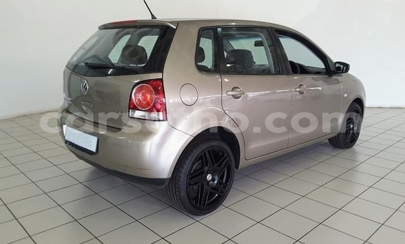 اشتري مستعمل Volkswagen Polo Beige سيارة في Maputsoe في Leribe اشتري مستعمل Volkswagen Polo Beige سيارة في Maputsoe في Leribe