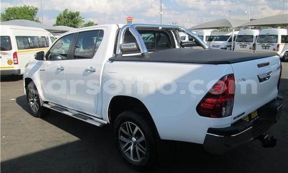 Acheter Occasion Voiture Toyota Hilux Blanc à Maseru, Maseru Acheter Occasion Voiture Toyota Hilux Blanc à Maseru, Maseru