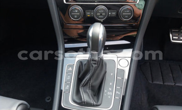 Buy Used Volkswagen Golf R Other Car in Maseru in Maseru Buy Used Volkswagen Golf R Other Car in Maseru in Maseru