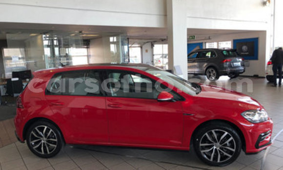 Sayi Na hannu Volkswagen Golf Red Mota in Maseru a Maseru Sayi Na hannu Volkswagen Golf Red Mota in Maseru a Maseru