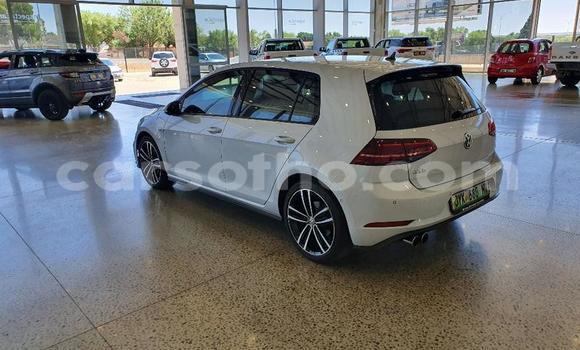 Buy Used Volkswagen Golf GTI White Car in Hlotse in Leribe Buy Used Volkswagen Golf GTI White Car in Hlotse in Leribe
