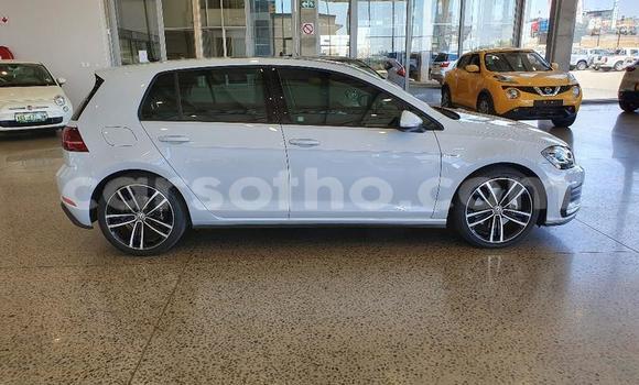 Buy Used Volkswagen Golf GTI White Car in Hlotse in Leribe Buy Used Volkswagen Golf GTI White Car in Hlotse in Leribe